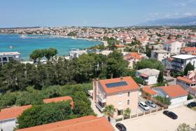 Central Rooms near the Beach