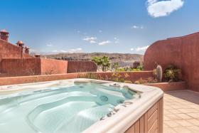 Alzaro 1-2 DELUXE SEA VIEW & JACUZZI 3B