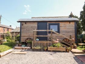 Dunfell Shepherd's Hut