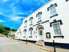Old Bank House Hotel
