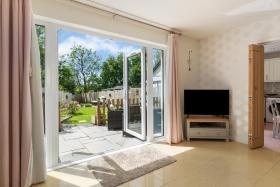 Parsonage Cottage- Peaceful, Dog Friendly Cottage