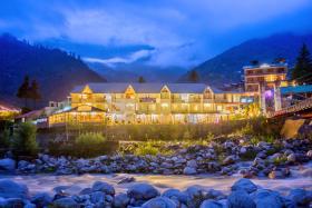 PARADISE-The Whitehouse Cafe