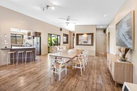 Mudjimba Escape-pet friendly, luxury villa w/ pool