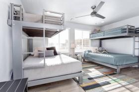 Desert Living-Zion-PRIVATE HOME/HOT TUB - 5 STARS!!