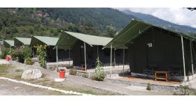 Alaska Riverside Resort By TentVilla