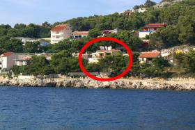 Apartments by the sea Bilo, Primosten - 4176