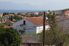 Apartments with a parking space Supetar, Brac - 6035