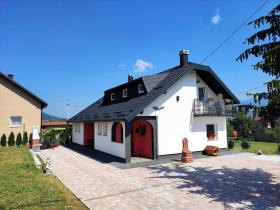 Relax home House Rajna