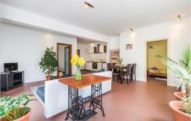 Amazing apartment in Ika with 2 Bedrooms, WiFi and Outdoor swimming pool