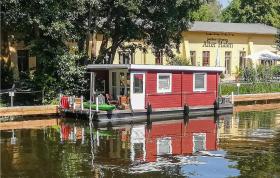 Beautiful ship-boat in Brandenburg with 1 Bedrooms