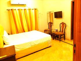 DAY IN GHALIB MARKET