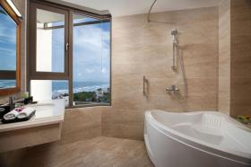 BLUE OCEAN APARTMENT