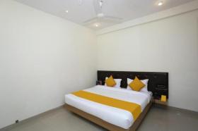 Hotel Easy Stay , Bhopal