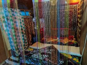 New Dunhill Houseboat