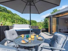 2 Rectory Lodge - UK39639