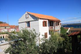 Apartments with a parking space Tkon, Pasman - 8411