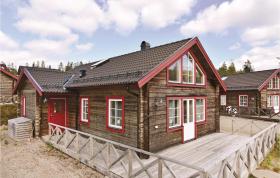 Awesome home in Slen with 3 Bedrooms, Sauna and WiFi