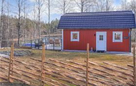 Amazing home in lvsered with WiFi and 2 Bedrooms