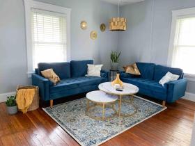 Cozy Apartment Near Airport Kamms with PARKING