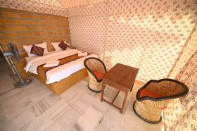 Happy Spring Desert Resort