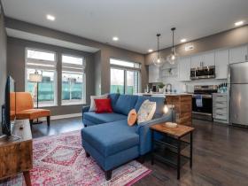 1 Bedroom Luxury Condo 10 Minutes from First Energy Stadium E3