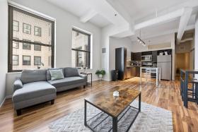 Amazing Two Bedroom Condo minutes from Paul Brown Stadium 607