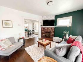 West Cleveland Up Apartment WE ALLOW PETS