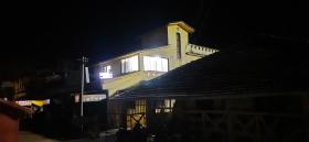 Nitish home stay ac room