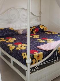 Chambre Parentale & Chambre Enfant climatisées Piscine Balcon sur Saly