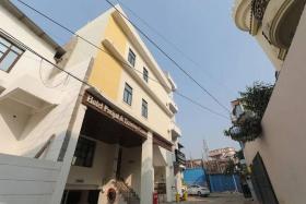 Hotel parijat & training center