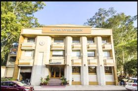 Hotel Evergreen, Zirakpur