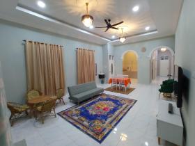 Rhu Cottage at Marang near foodcourt #Netflix