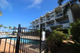 Unit 12 Beachside Apartments, The Cove, Nelly Bay
