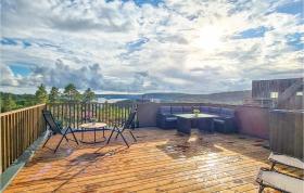 Awesome home in Sndeled with 3 Bedrooms and WiFi