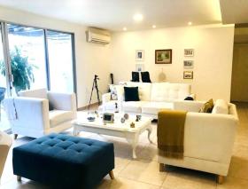 La Maison, casa boutique y de negocios