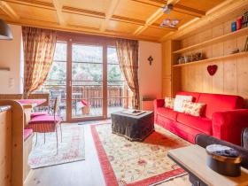 Nice apartment near Bad Kleinkirchheim with e-bike station