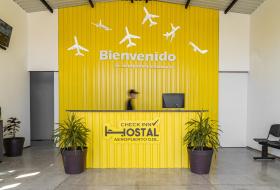 CHECK INN HOSTAL AEROPUERTO GDL