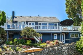 The Lakehouse on Langford Lake