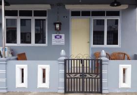 Homestay Warisan Violet