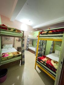 Baba's Poshtel & Cafe Rishikesh