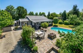 Nice home in Kirke Hyllinge with 3 Bedrooms, WiFi and Outdoor swimming pool