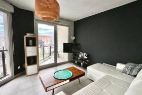 Lyon 2 Confluence • T2 Bayard • HostisY