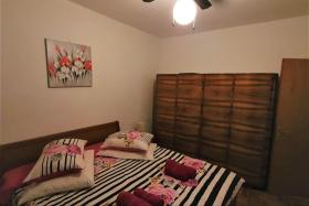 Rooms Roza with private bathroom Fuskulin country area 6 km from the beach