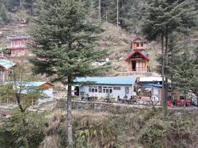 Reverberate Cafe & Cottages - Negi's Place