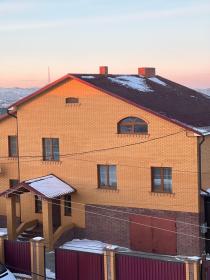 Коттедж на краю города