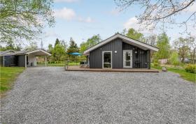 Holiday home Give 37