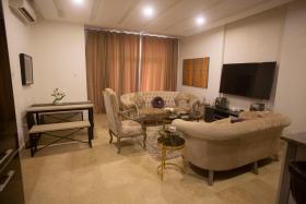 The Luxurious Emerald Suite