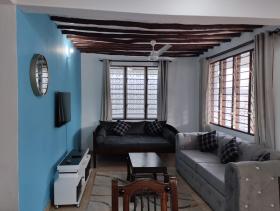 Jameela House Diani Beach, comfortably sleeps 7-8, Spa, Catering & Laundry available