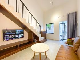 Ngôi nhà nhỏ yên tĩnh ở trung tâm thành phố