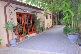 Crown Bed & Breakfast